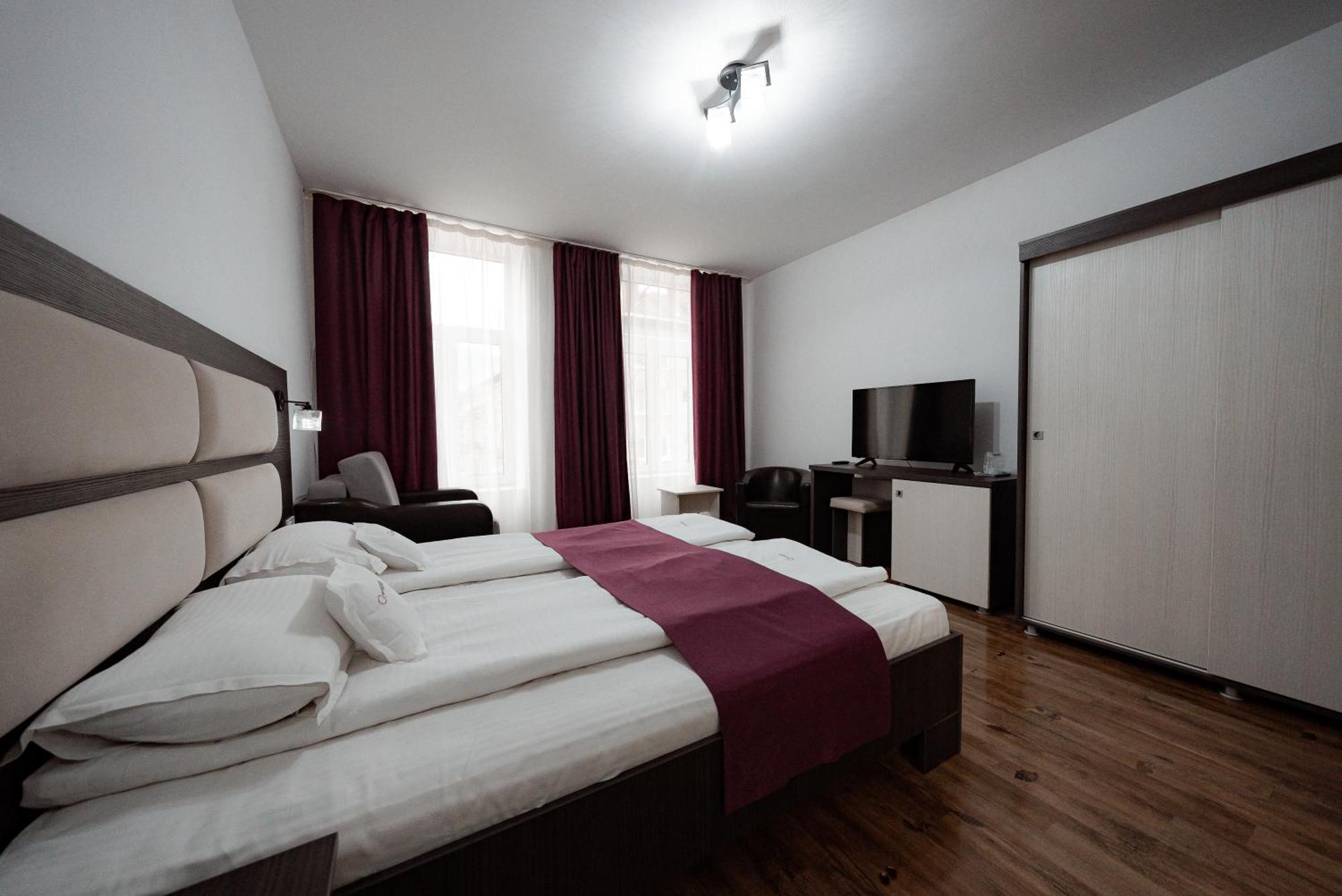 Quantum House Ξενοδοχείο Vatra Dornei Εξωτερικό φωτογραφία